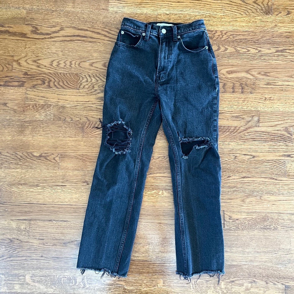 Abercrombie & Fitch | The Ankle Straight Ultra High Rise Jeans - Ripped Black